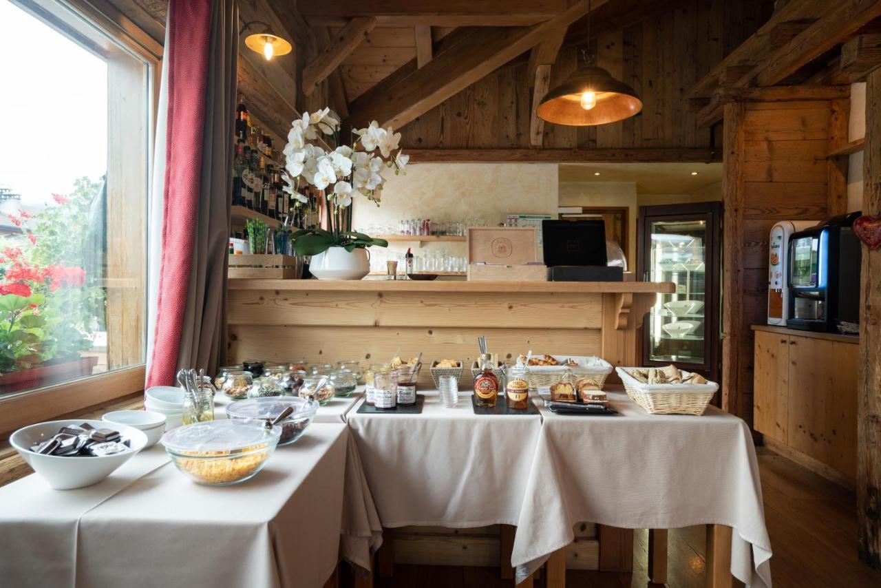 La Ferme Du Lac Thyez Bagian luar foto